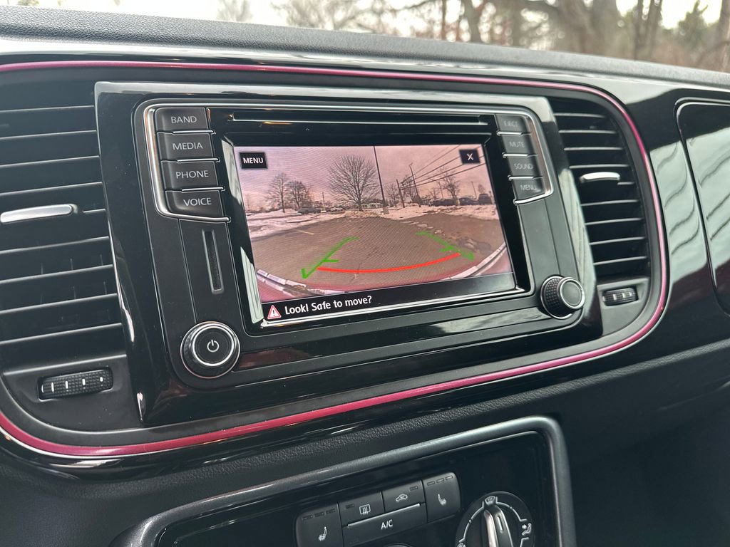 Used 2017 Volkswagen Beetle #PinkBeetle image 10