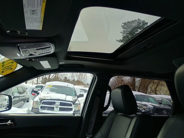 Used 2022 Dodge Durango GT image 28