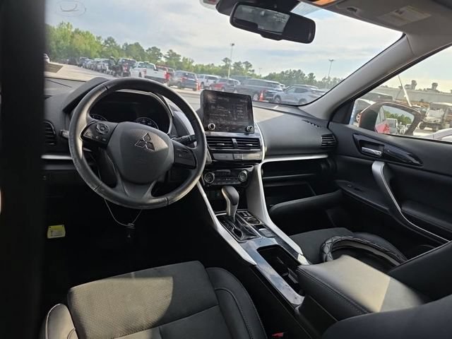 Used 2022 Mitsubishi Eclipse Cross SE FWD image 3