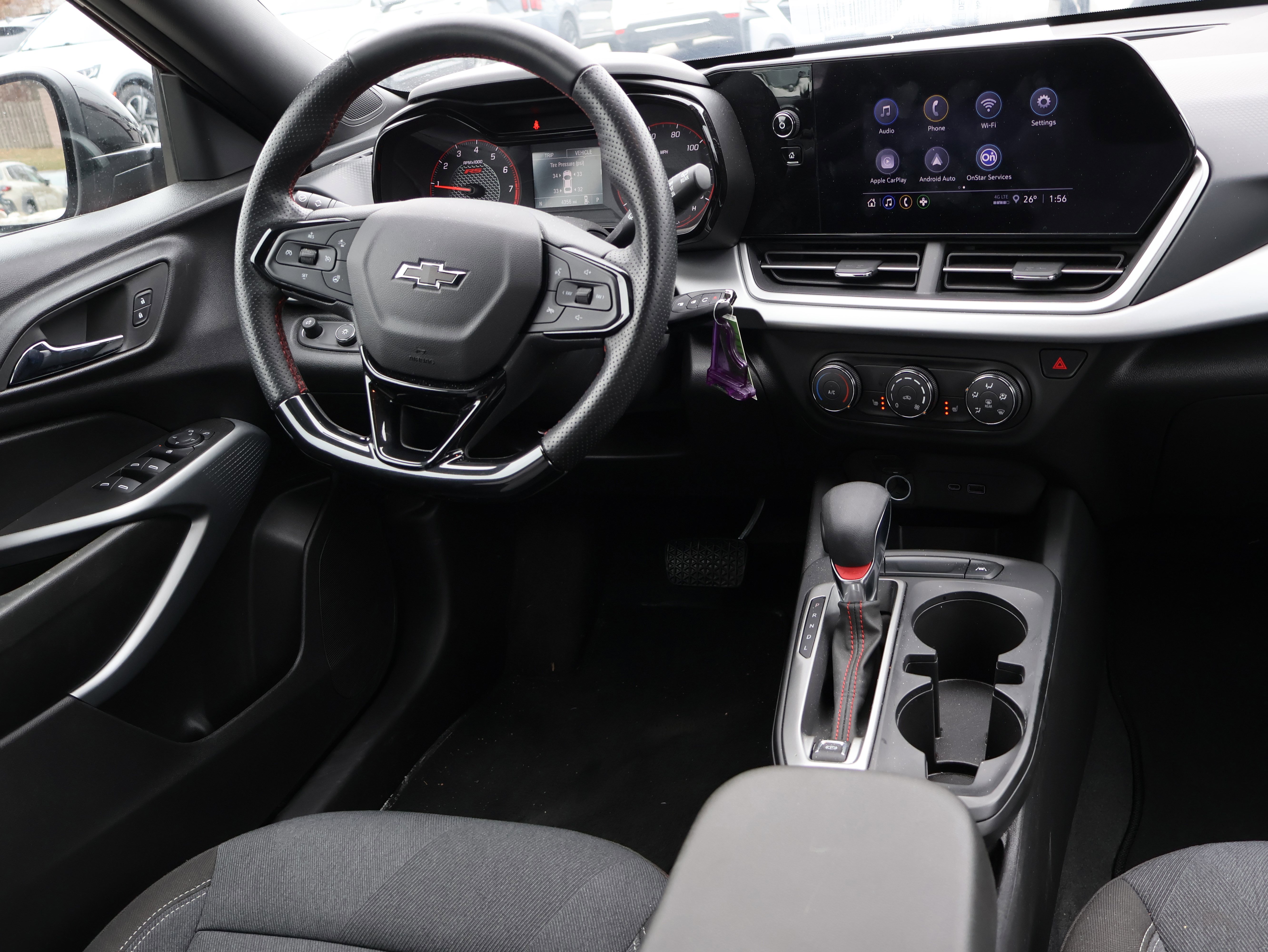 Used 2025 Chevrolet Trax RS w/ Sunroof Package image 14