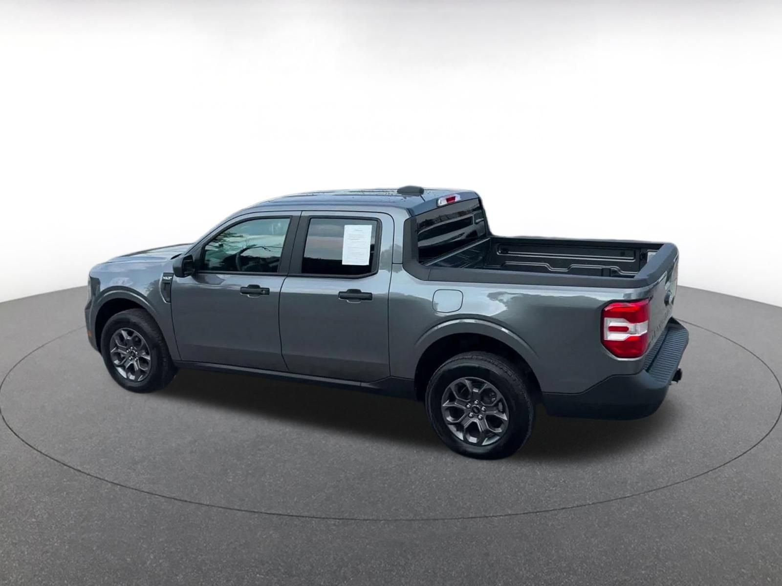Used 2026 Ford Maverick XLT FWD image 8