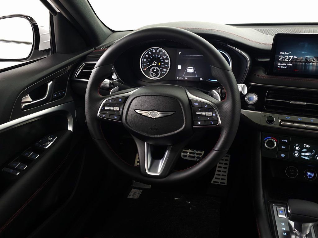 Used 2025 Genesis G70 3.3T Advanced image 15