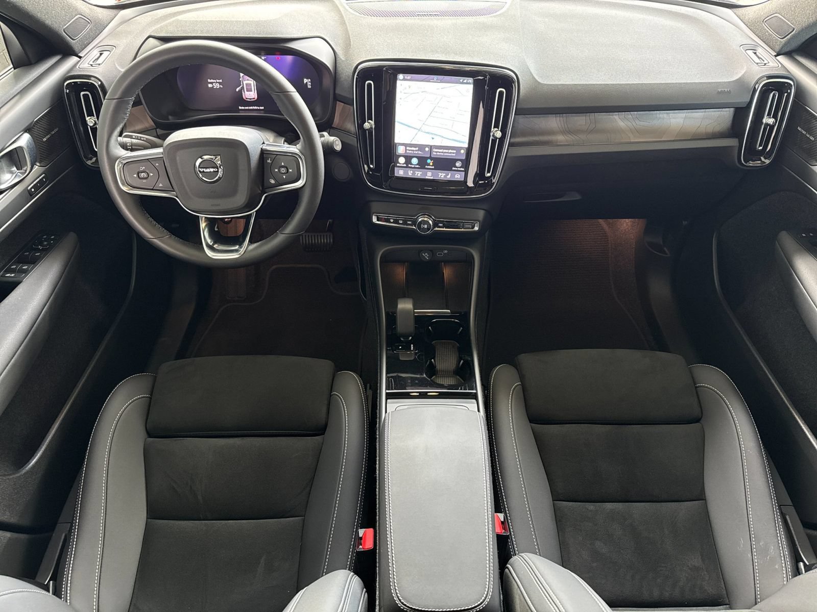Certified 2023 Volvo XC40 Recharge Ultimate AWD/4WD image 4