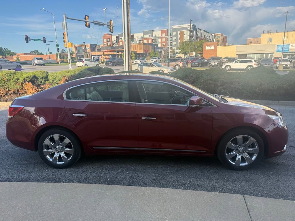 Used 2011 Buick LaCrosse CXS w/ Driver Confidence Package FWD image 4