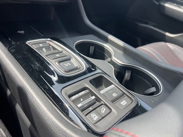 Used 2025 Honda Pilot Black Edition image 24