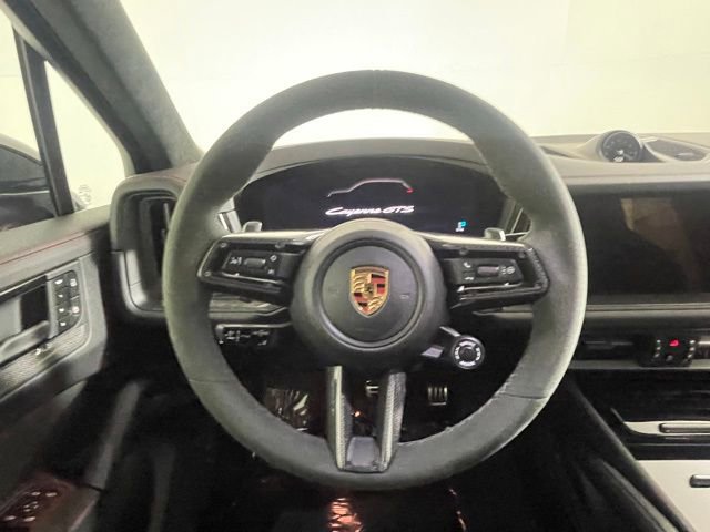 Used 2025 Porsche Cayenne GTS image 19