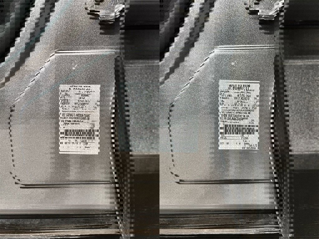 Used 2024 Ford Edge SEL image 37