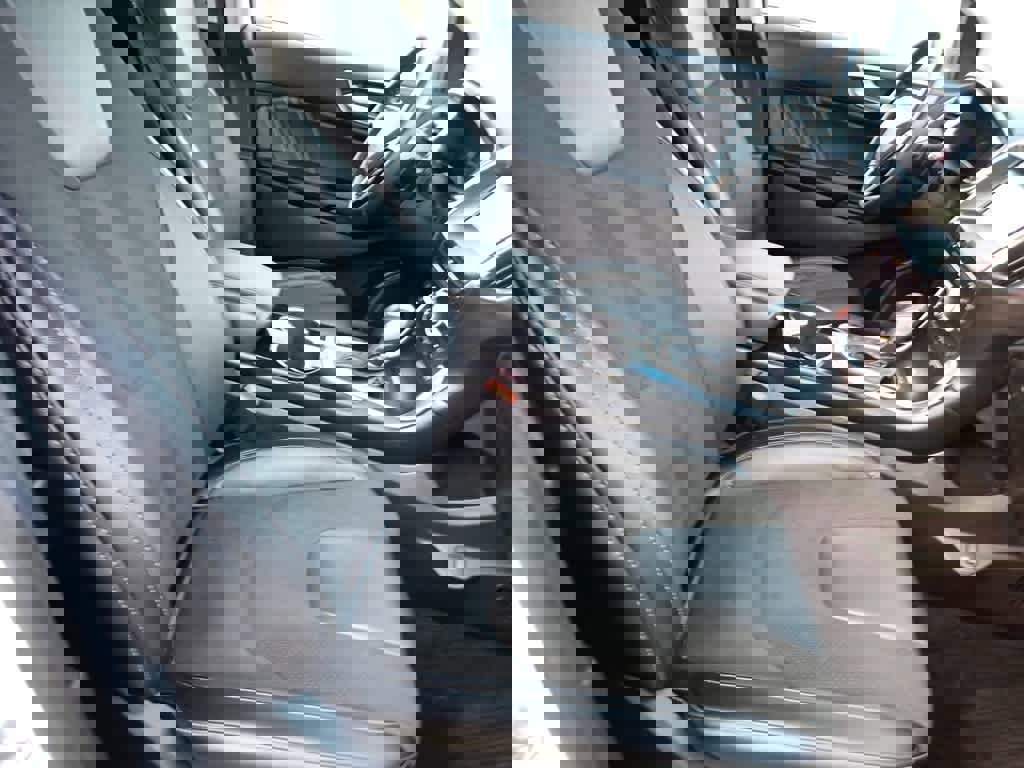 Used 2017 Ford Edge Sport w/ Technology Package image 18