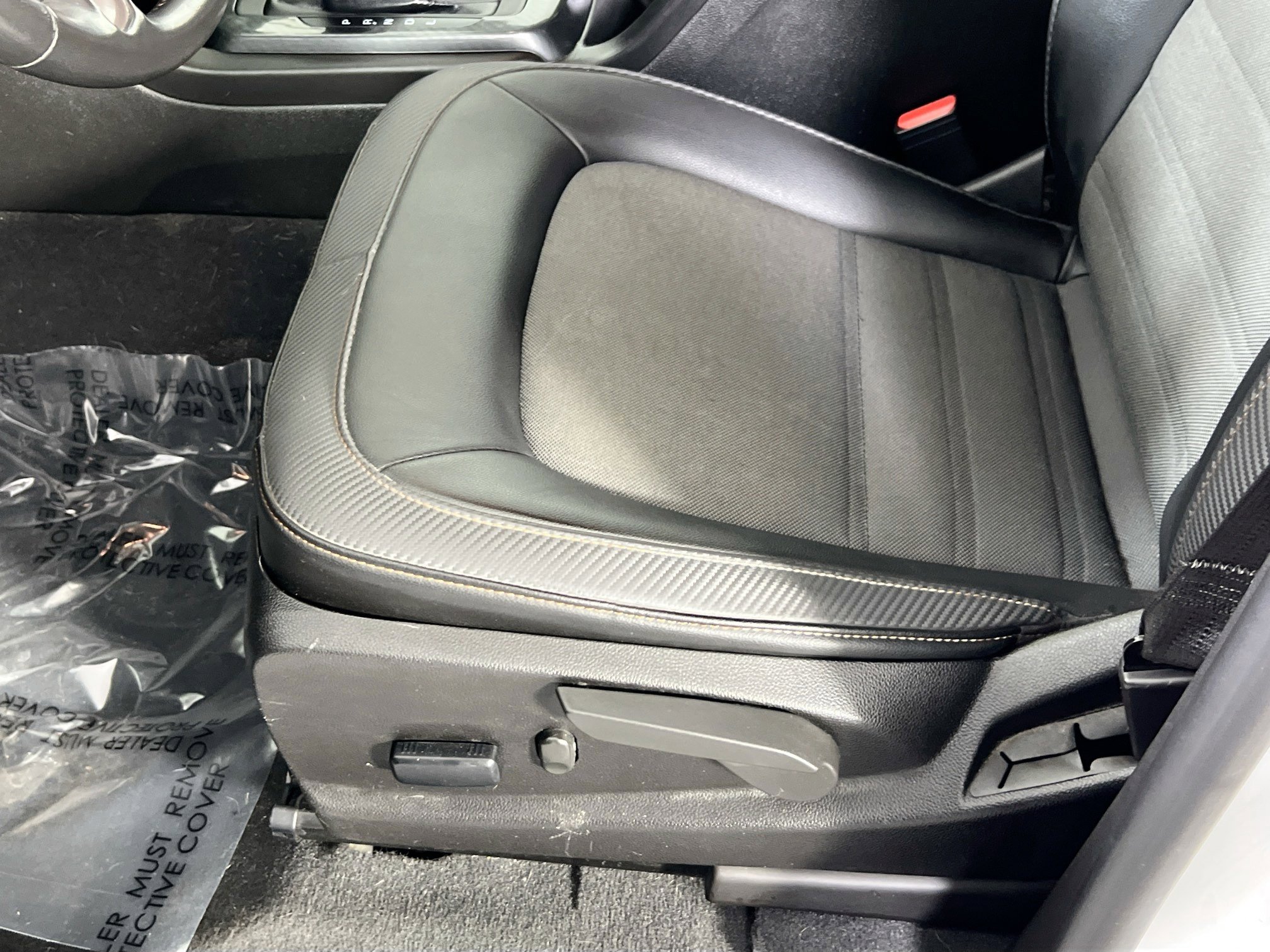 Used 2022 GMC Canyon AT4 image 18