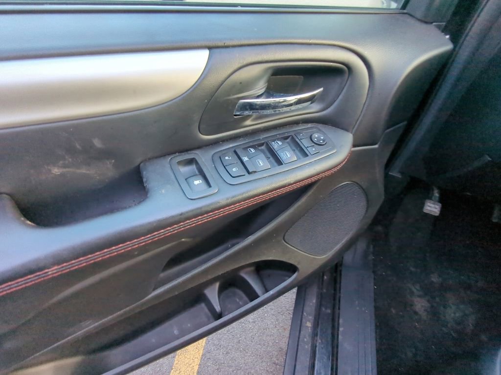 Used 2019 Dodge Grand Caravan GT image 8
