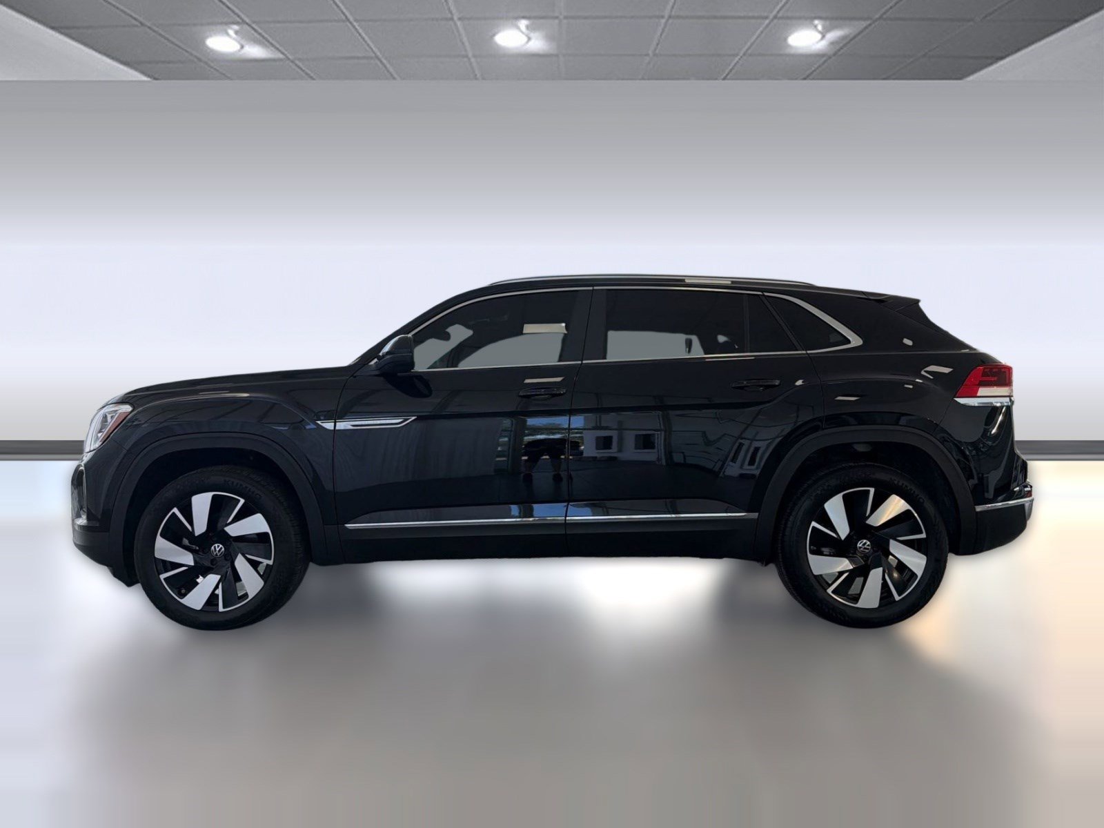 Certified 2025 Volkswagen Atlas Cross Sport SEL image 2