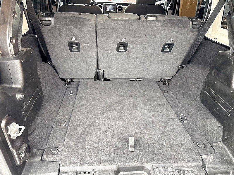 Used 2020 Jeep Wrangler Unlimited Sport image 13