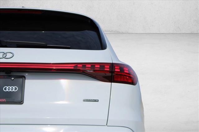 Certified 2025 Audi Q5 Premium w/ Convenience Package AWD/4WD image 10