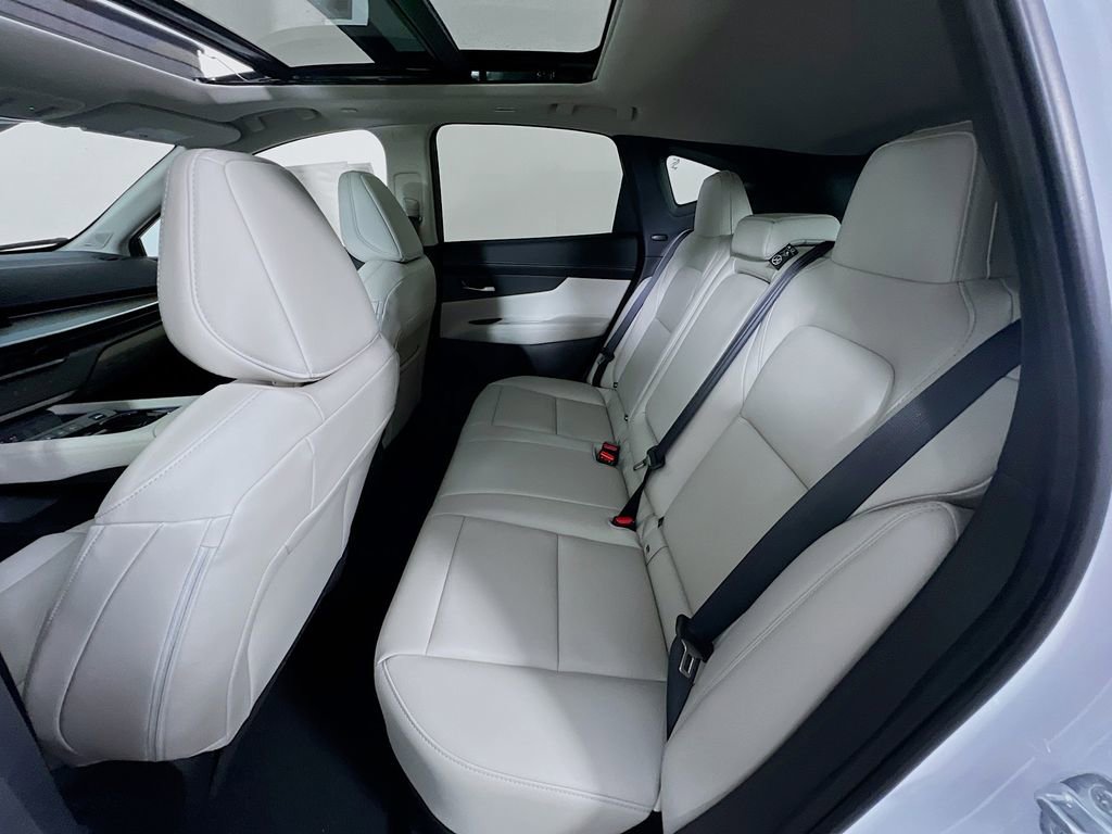 New 2025 Nissan Murano SL w/ Cargo Package AWD/4WD image 22