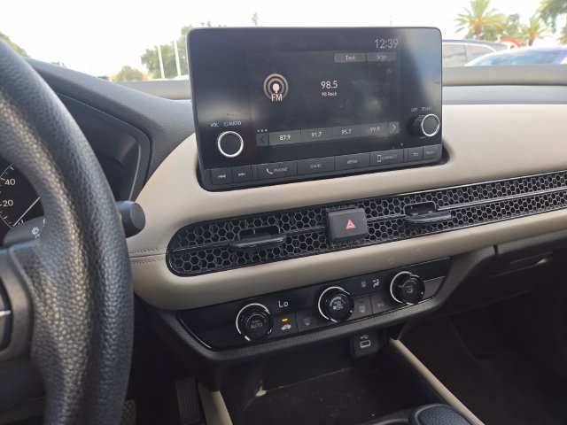 Used 2023 Honda HR-V LX image 15