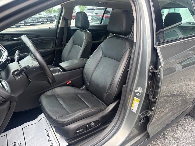 Certified 2018 Buick Regal Essence w/ Sights and Sounds Package AWD/4WD image 13