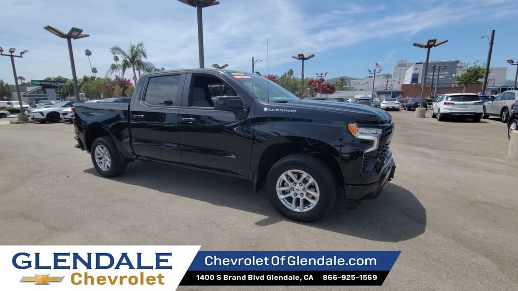 Used 2026 Chevrolet Silverado 1500 RST RWD image 2