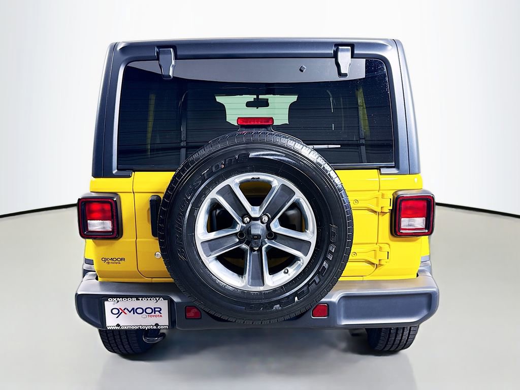 Used 2019 Jeep Wrangler Unlimited Sahara image 6