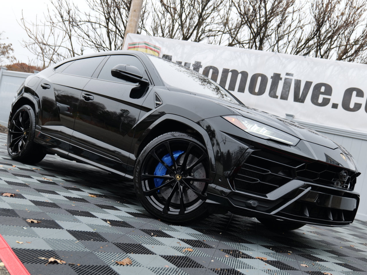 Used 2021 Lamborghini Urus video 1