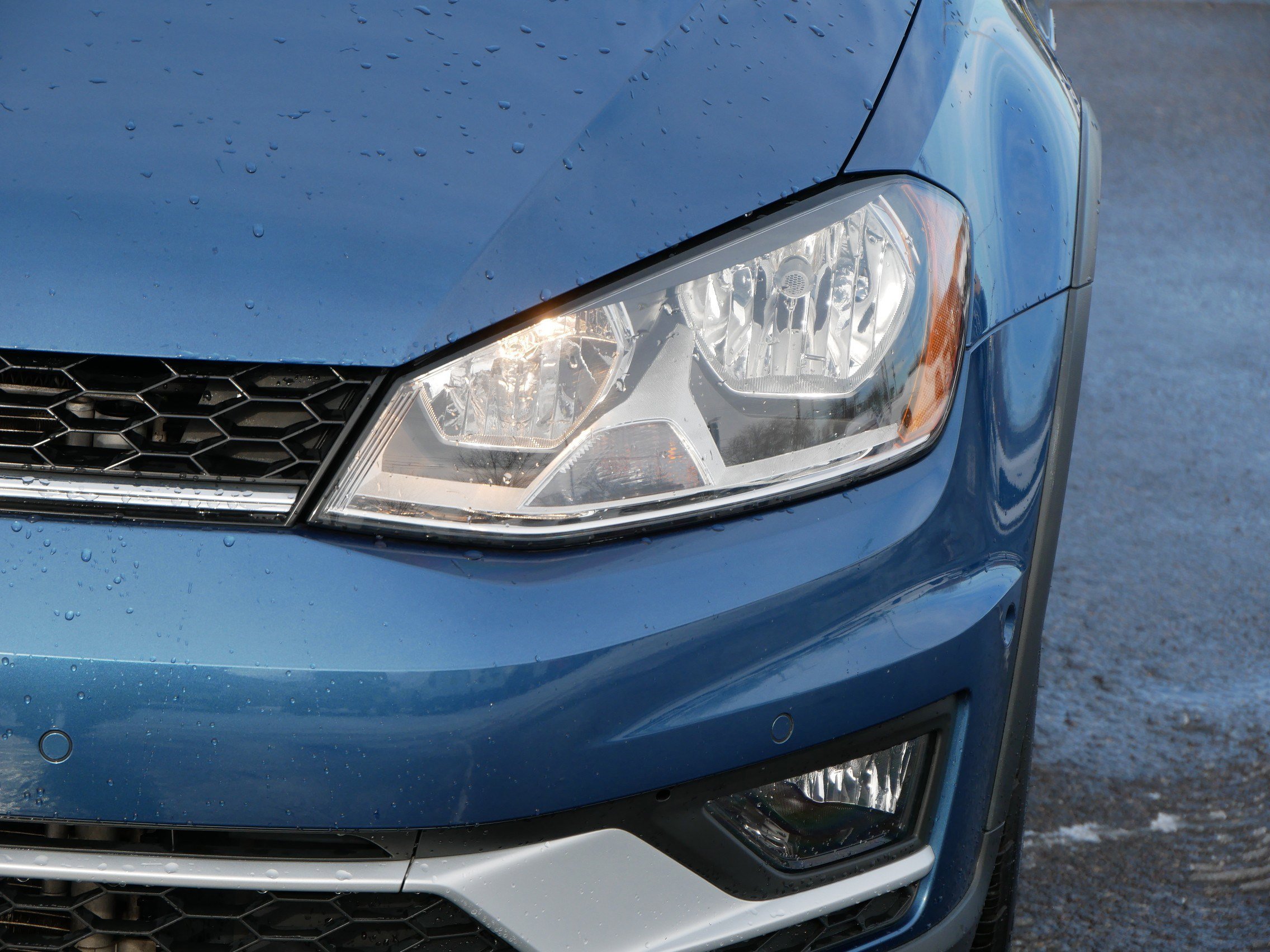 Used 2017 Volkswagen Golf Alltrack SE image 16