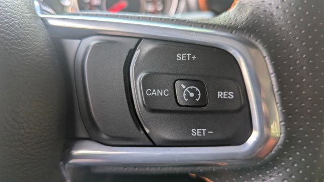 Used 2021 Jeep Gladiator Mojave w/ Dual Top Group image 24