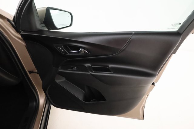 Used 2019 Chevrolet Equinox LT image 23