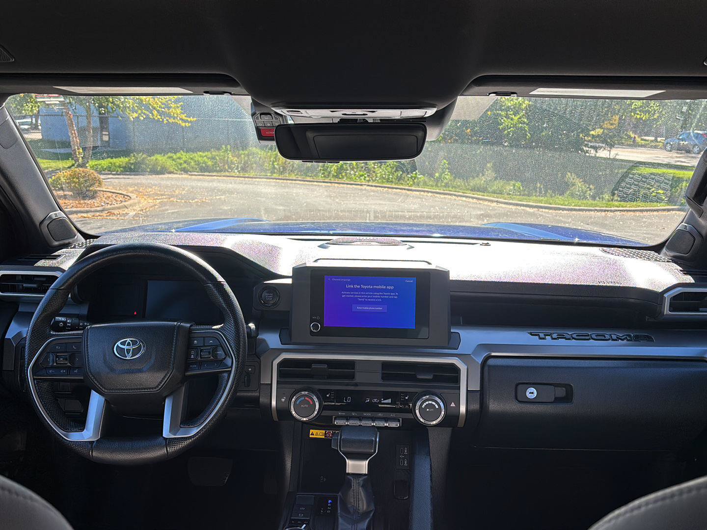 Used 2024 Toyota Tacoma SR5 AWD/4WD image 20
