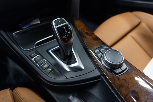 Used 2016 BMW 328i xDrive Sedan AWD/4WD image 19