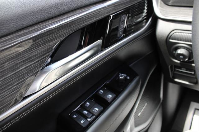 Certified 2022 Jeep Wagoneer Series III image 34