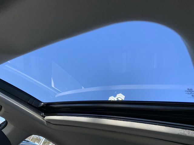 Used 2025 Honda Accord Touring image 30