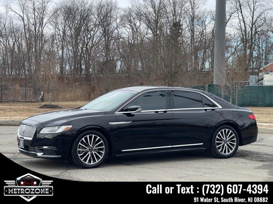 Used 2019 Lincoln Continental Select w/ Continental Climate Package image 3