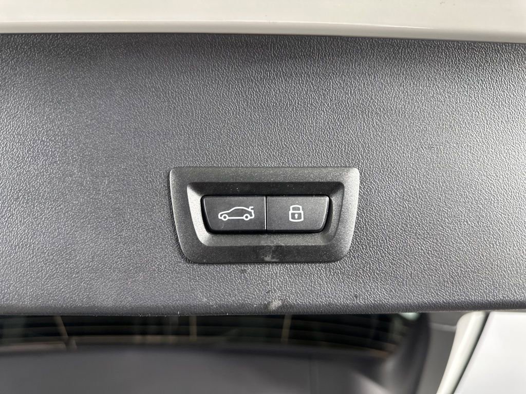 Used 2025 BMW X3 xDrive30i w/ Premium Package image 26