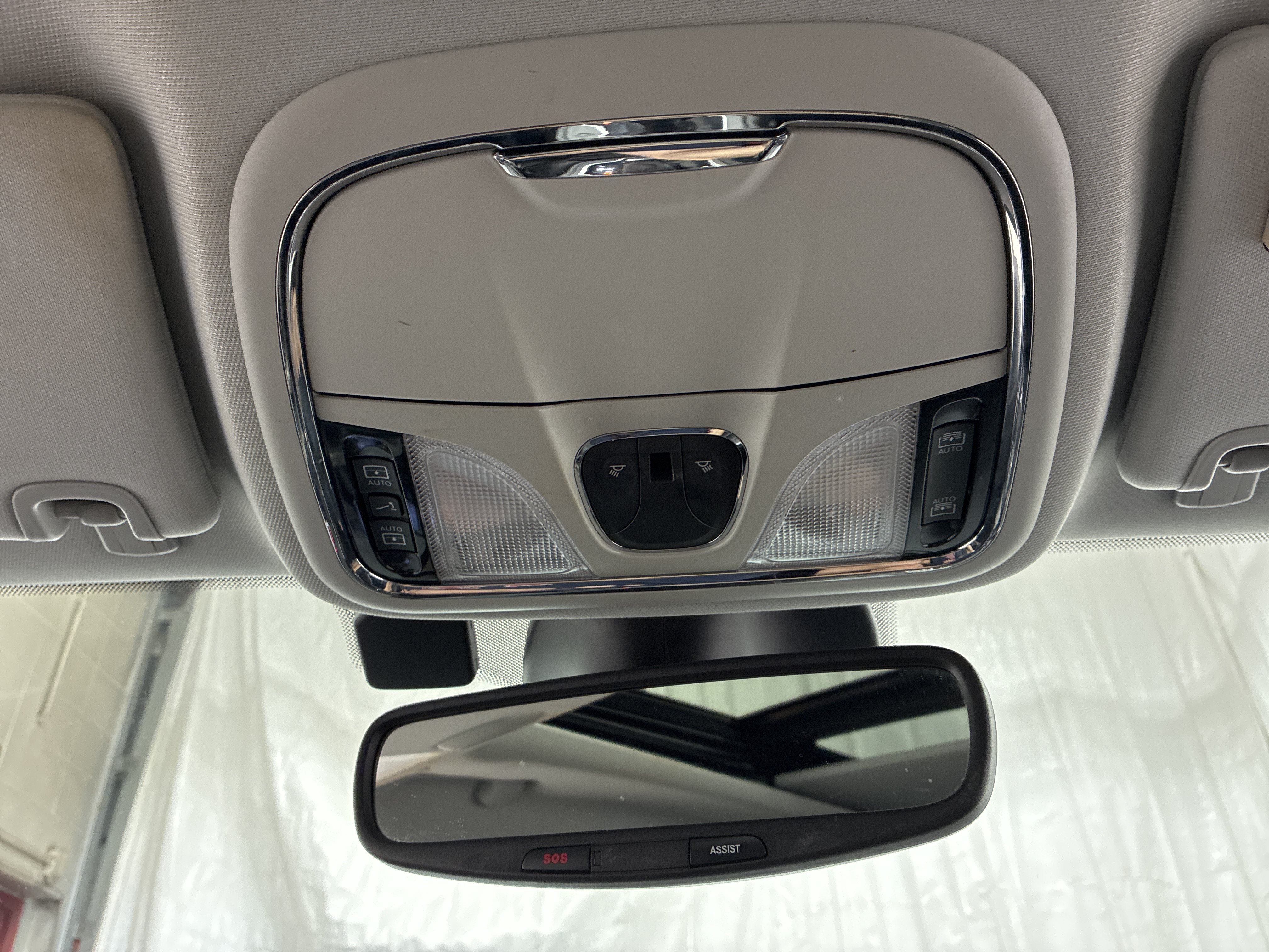 Certified 2023 Jeep Cherokee Altitude Lux w/ Lux Elite Package AWD/4WD image 21