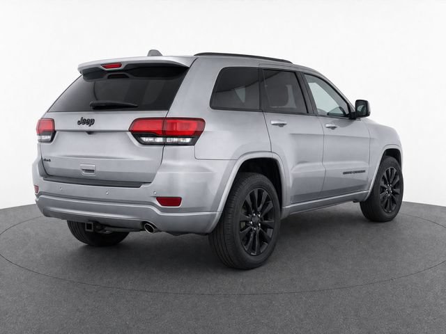 Used 2019 Jeep Grand Cherokee Altitude AWD/4WD image 3