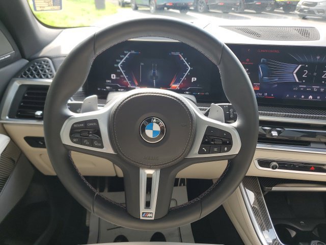 Used 2025 BMW X5 M60i AWD/4WD image 16