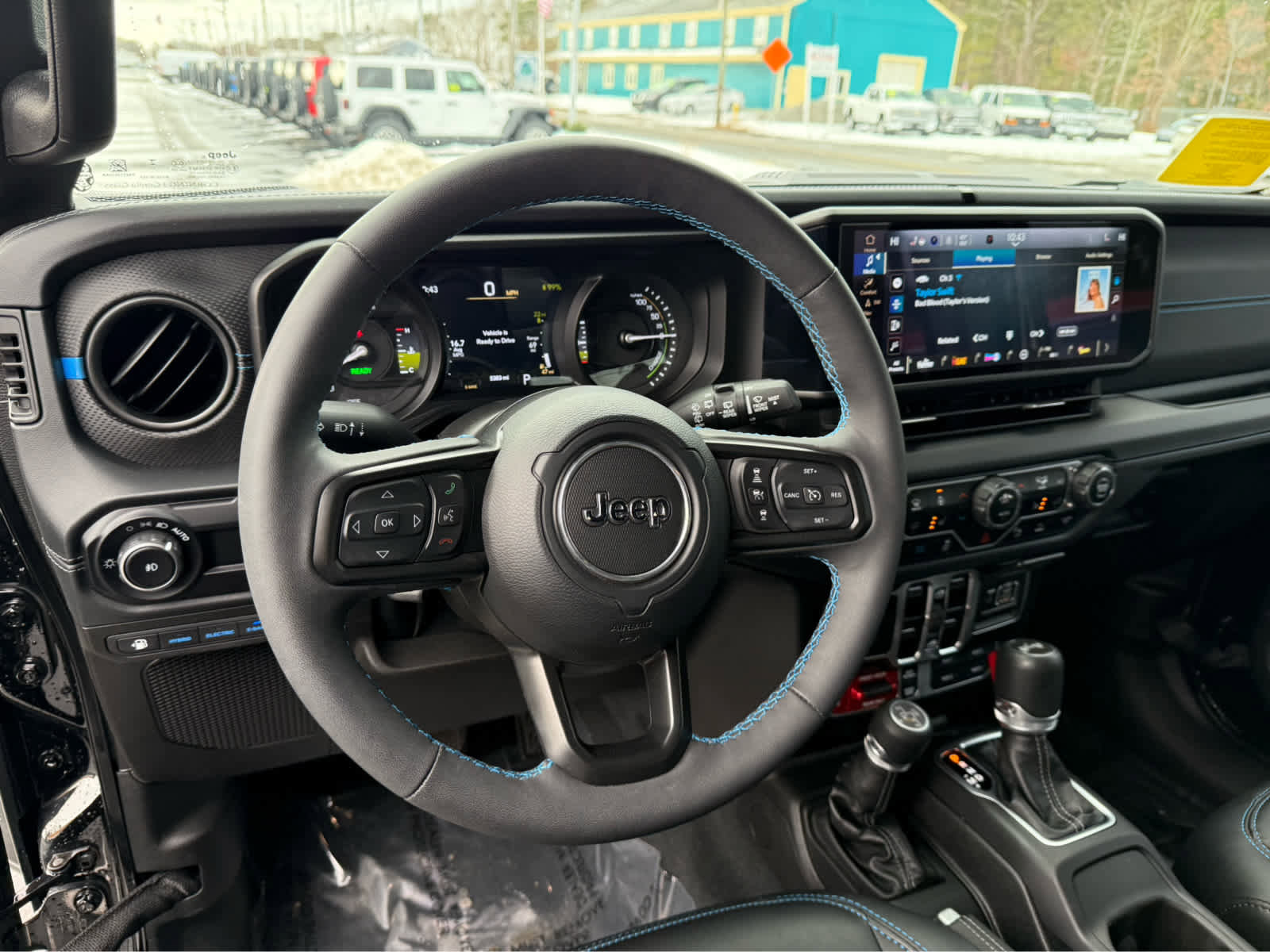 Used 2024 Jeep Wrangler Unlimited Rubicon 4xe image 18