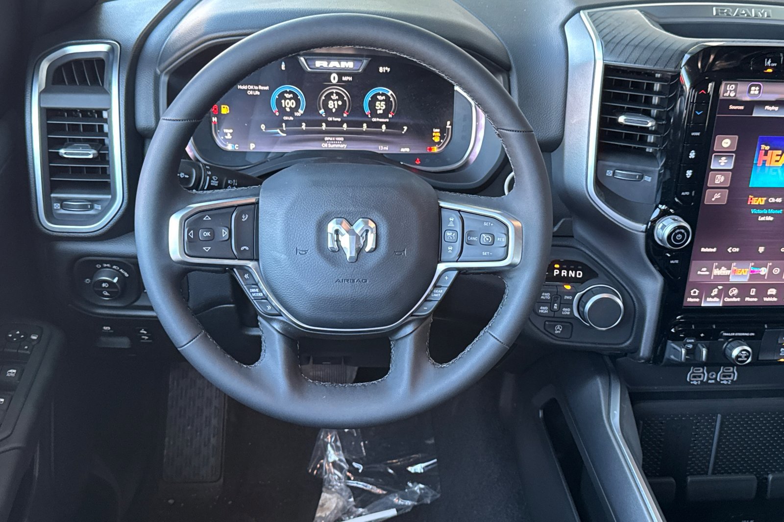 New 2026 RAM 1500 4x4 Crew Cab image 13