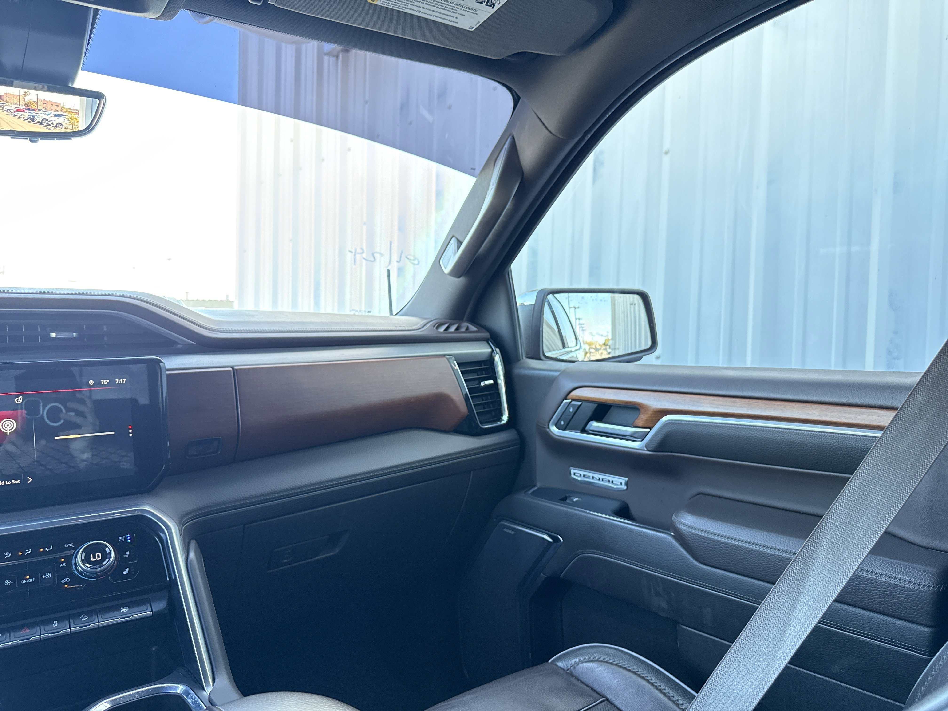 Used 2022 GMC Sierra 1500 Denali w/ Denali Reserve Package image 23