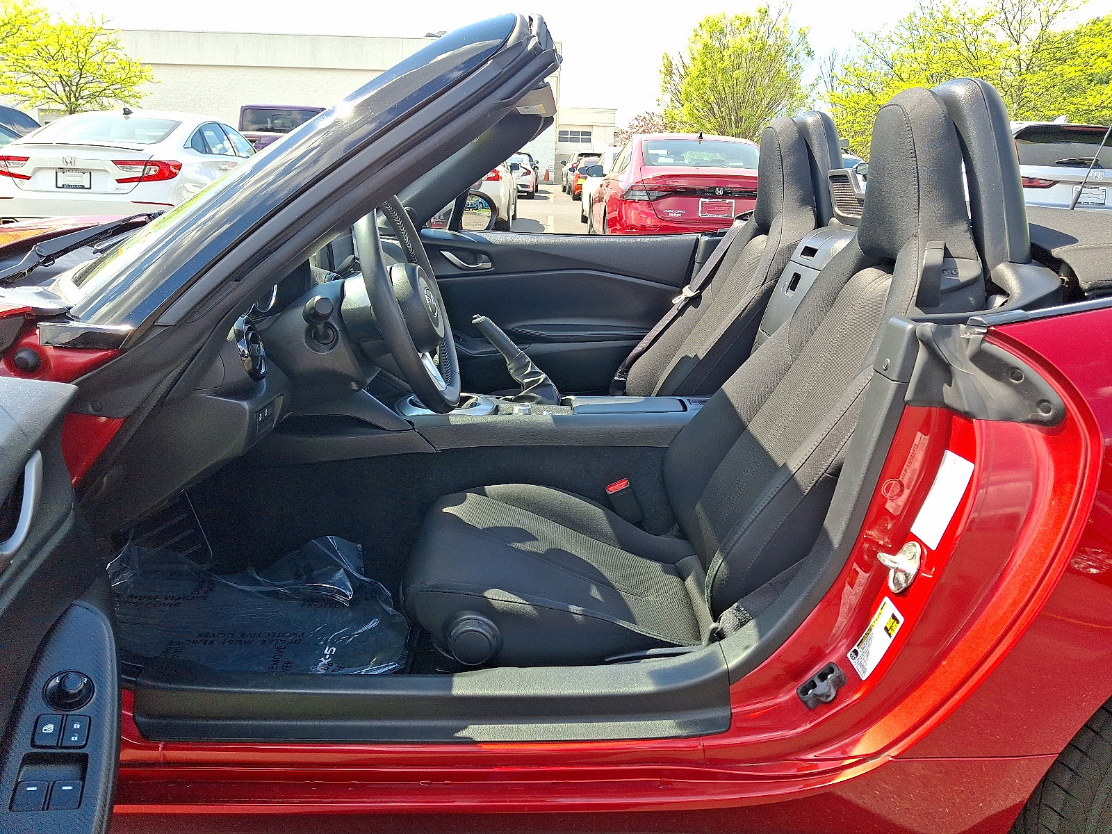 Used 2021 MAZDA MX-5 Miata Sport image 12