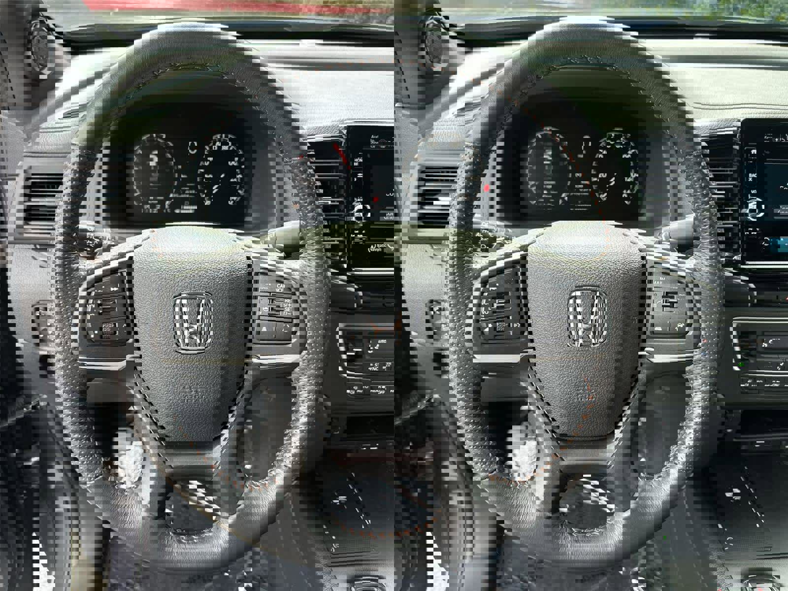 Used 2025 Honda Ridgeline TrailSport image 15