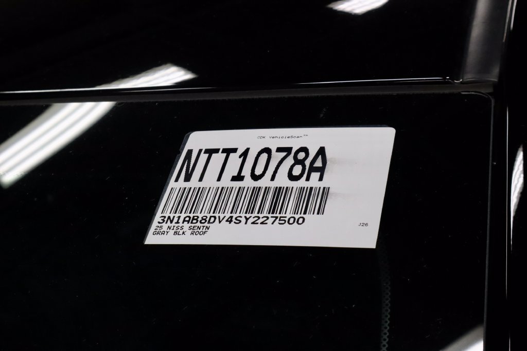 Certified 2025 Nissan Sentra SR w/ SR Premium Package FWD image 34