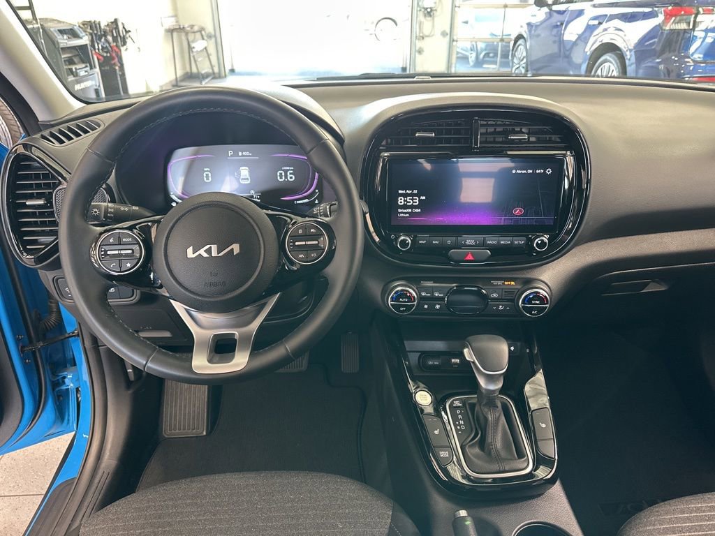 Used 2025 Kia Soul EX FWD image 45