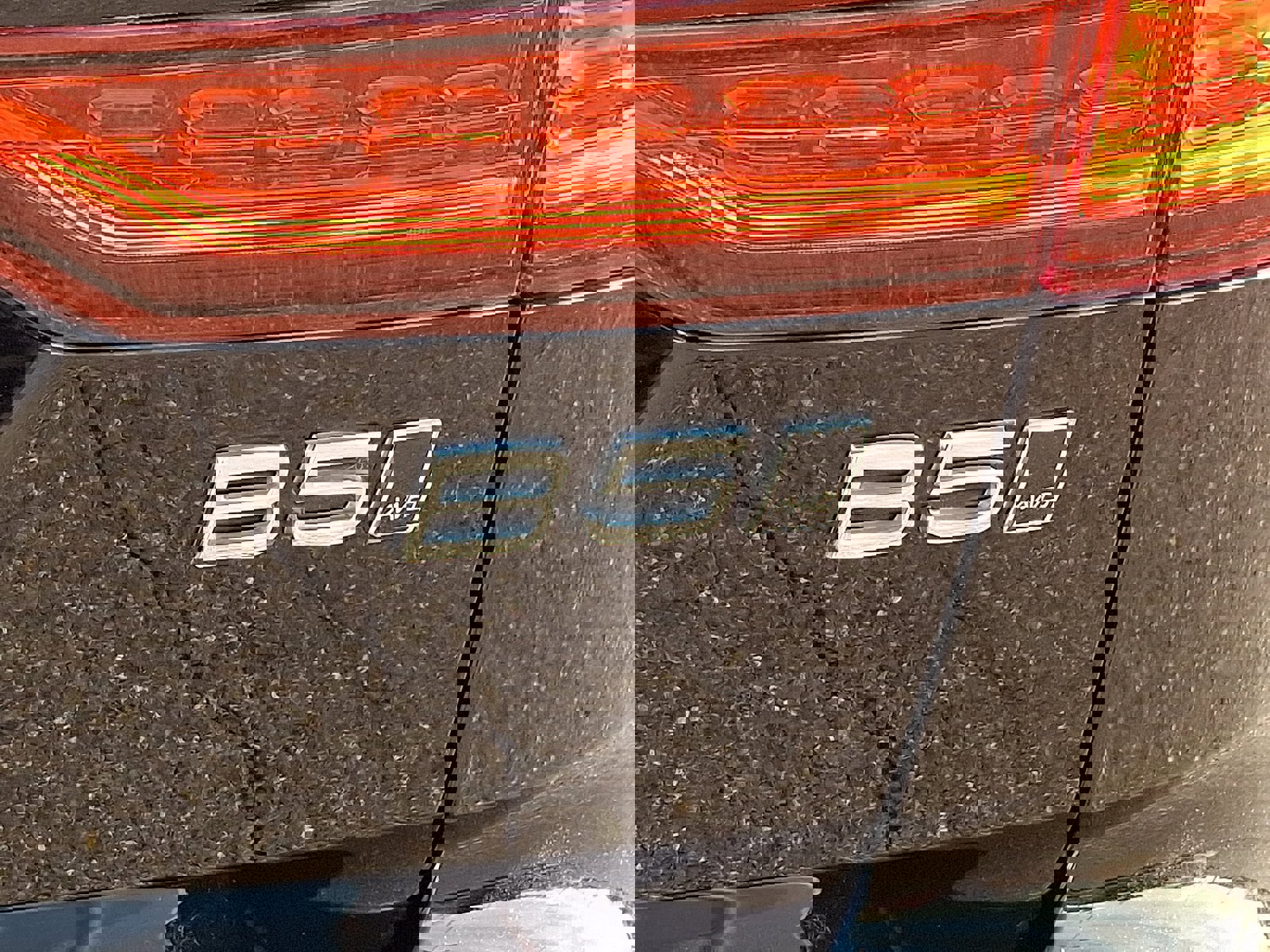 Used 2024 Volvo V60 B5 Cross Country Plus w/ Protection Package Premier image 31