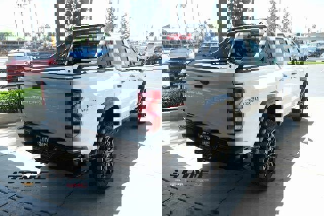 New 2025 Chevrolet Colorado Trail Boss w/ Midnight Edition image 9