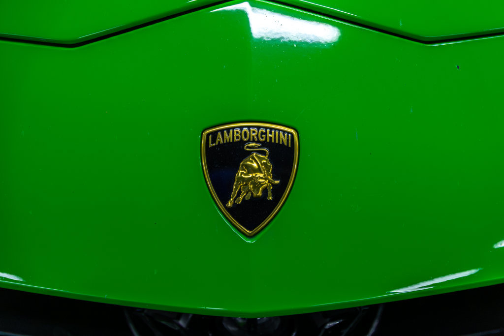 Used 2023 Lamborghini Urus Performante AWD/4WD image 12