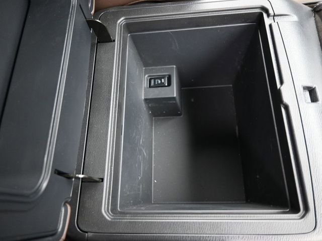 Used 2024 Nissan Armada Platinum w/ Cargo Package image 41