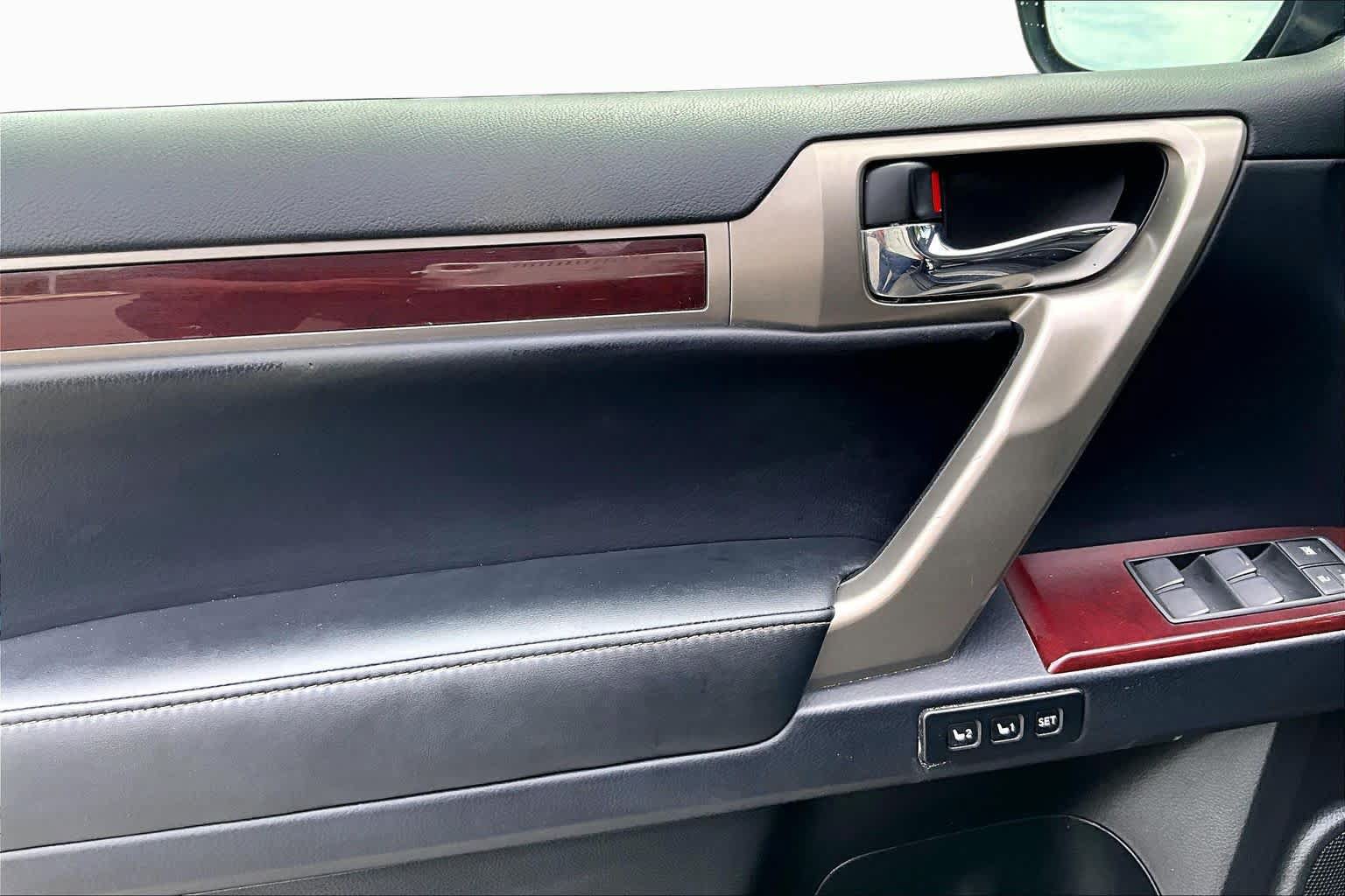 Used 2019 Lexus GX 460 Premium AWD/4WD image 22