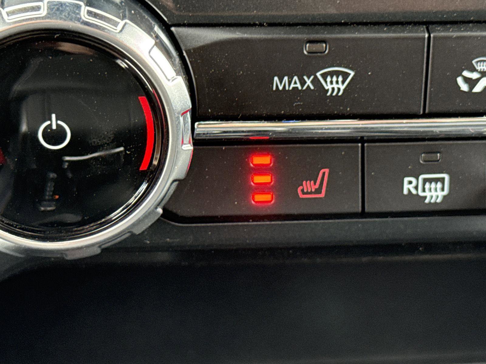 New 2025 Ford F150 XLT w/ Equipment Group 302A MID image 17