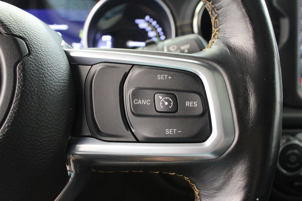 Used 2021 Jeep Wrangler Unlimited Sahara AWD/4WD image 26