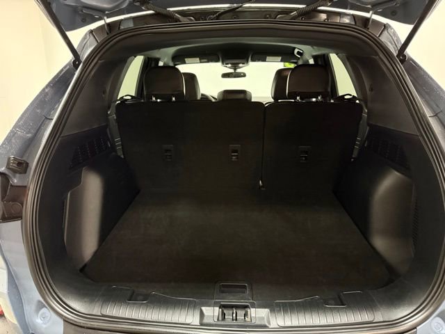 Used 2025 Ford Escape ST-Line image 10